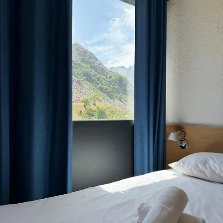 Hotel De Piau Aragnouet